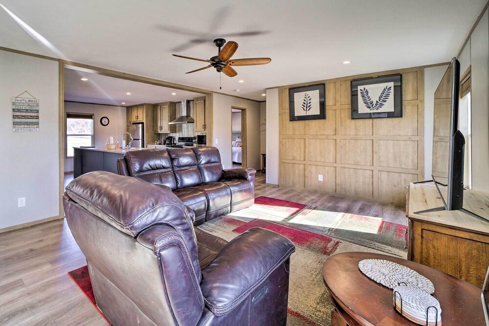 Close to Marinas: Bernice Home w/ Large Yard