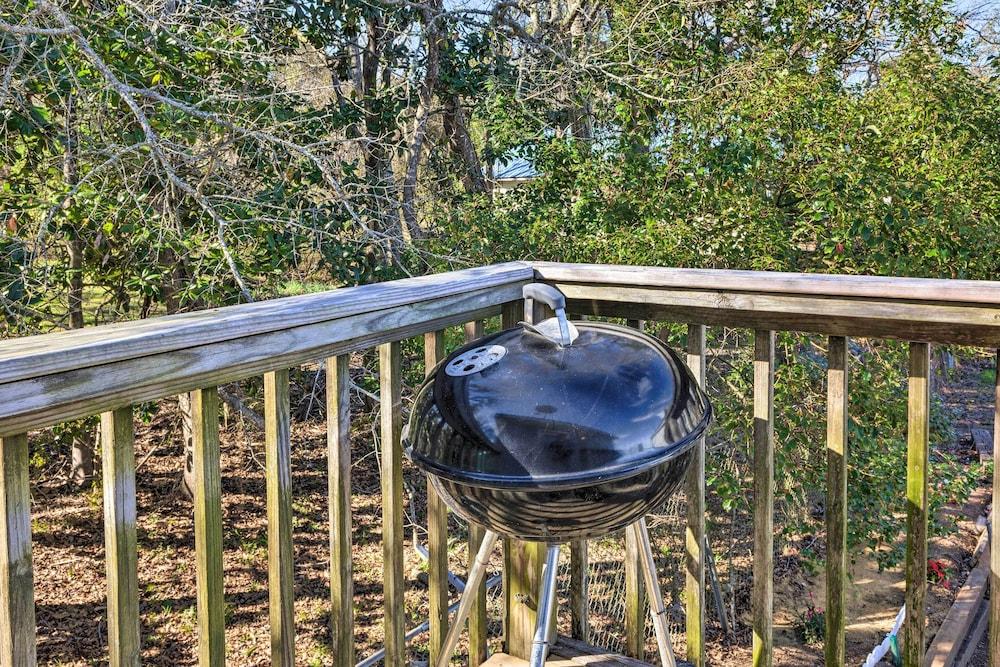 Coden Vacation Rental w/ Bay Access!