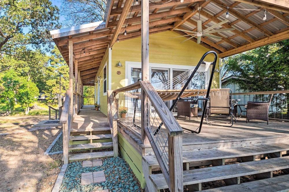 Lovely Toledo Bend Studio w/ Scenic Views!