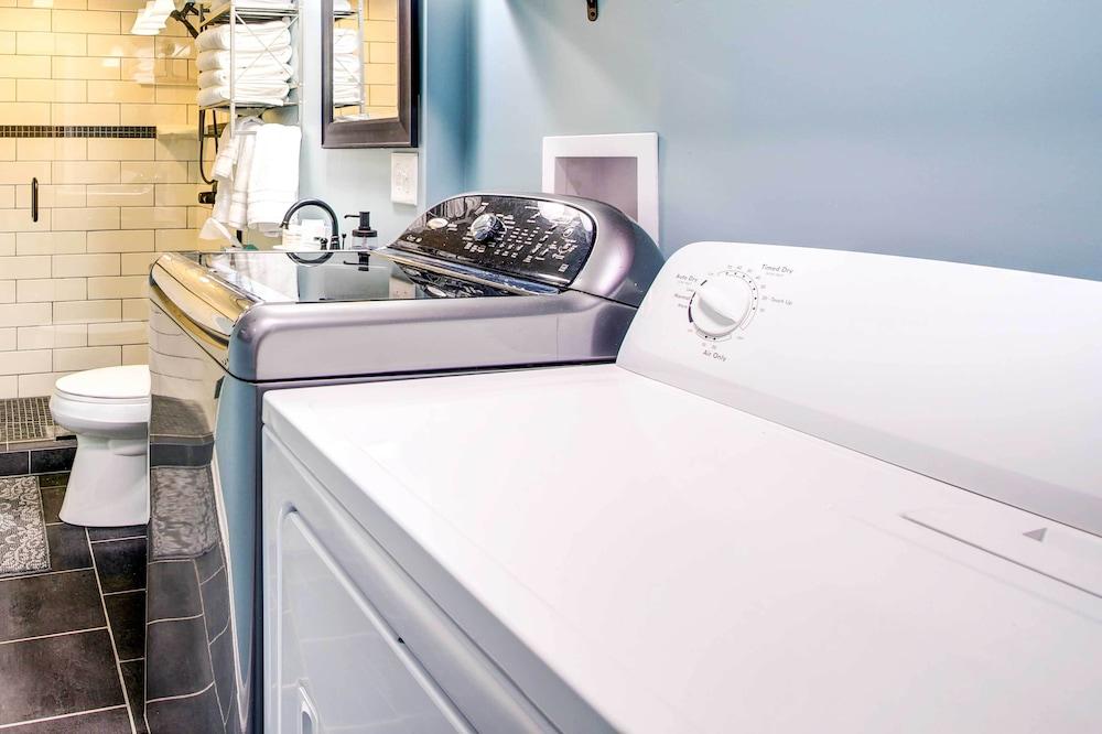 Waterfront Florence Home w/ Private Dock!