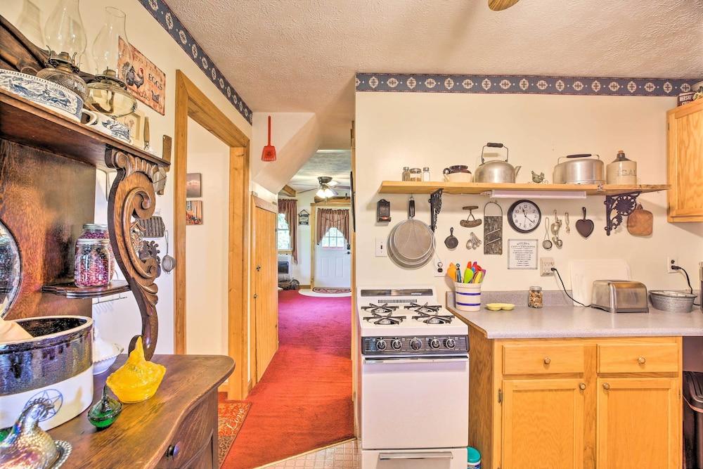 Wellington Cabin Escape w/ Wraparound Deck!