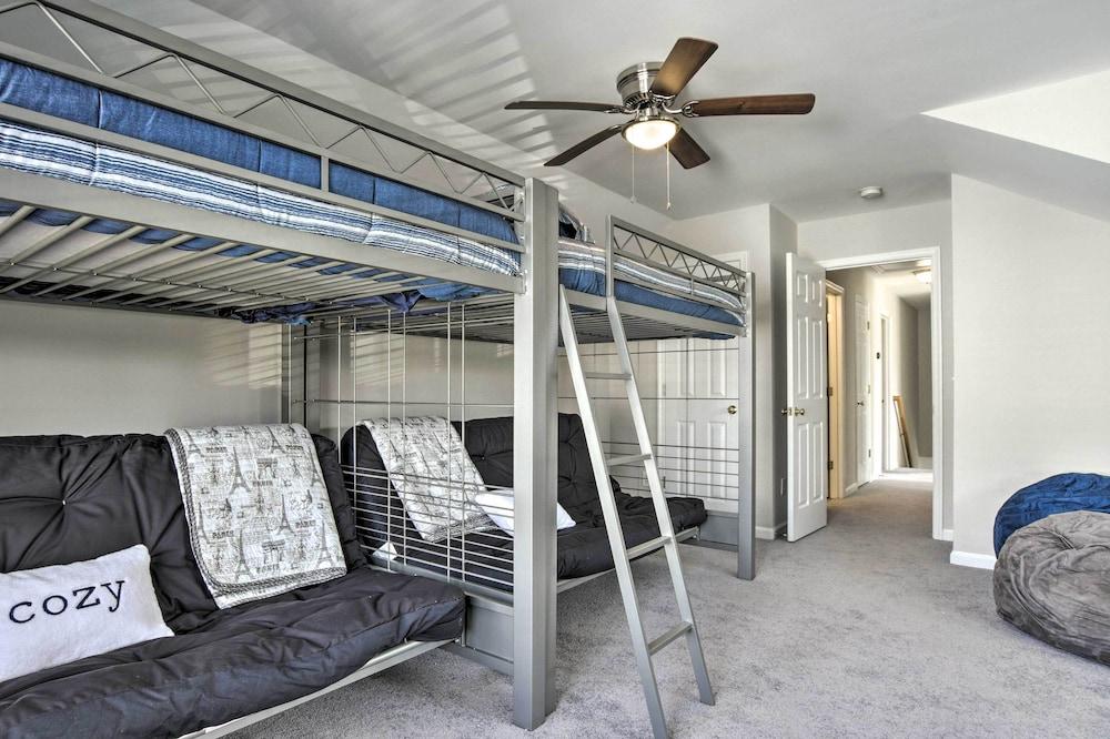 Gorgeous Graham Home With Private Outdoor Pool!