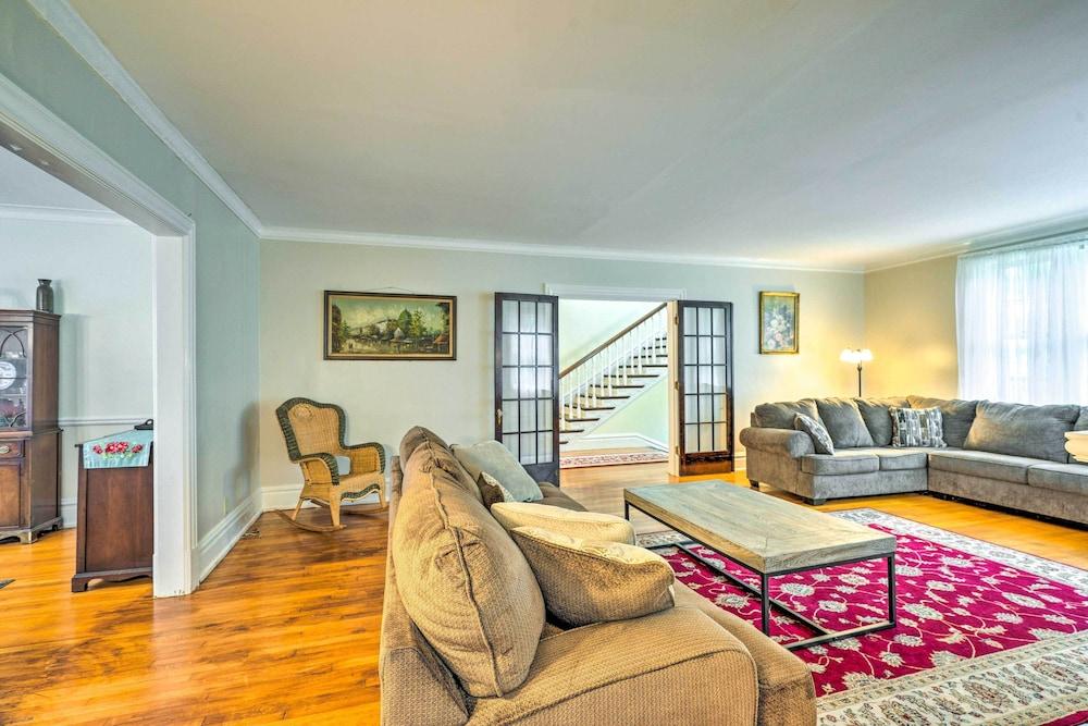 Charming Historic Home ~ 1 Mi to Dtwn Olean!