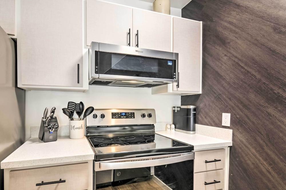 The Cottages: Chic Ski-in/ski-out Mountain Condo!