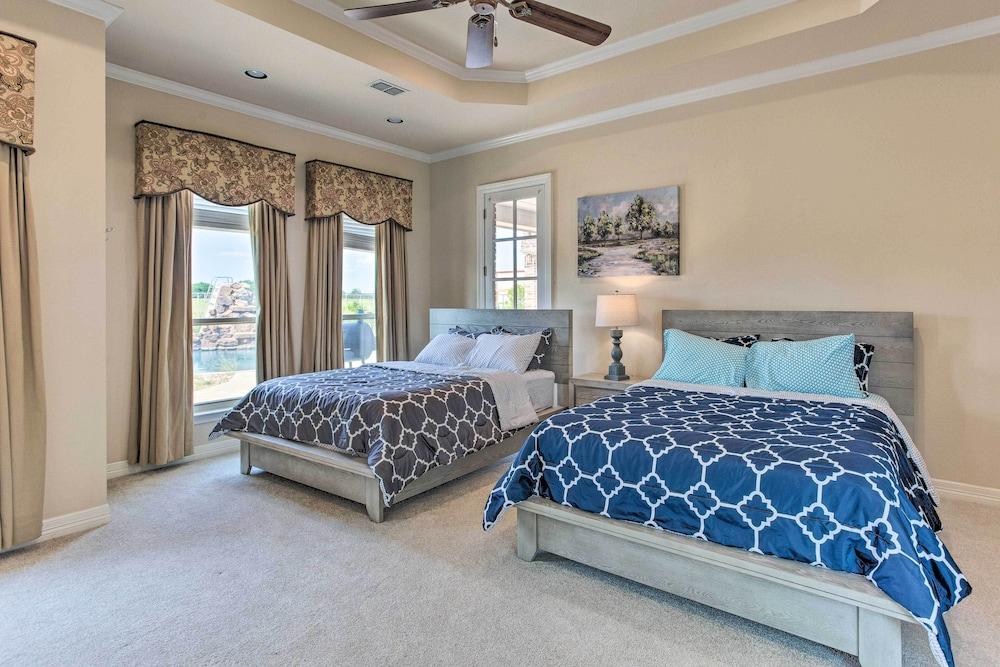 Chic Ranch Villa < 5 Mi to Lake Ray Roberts!