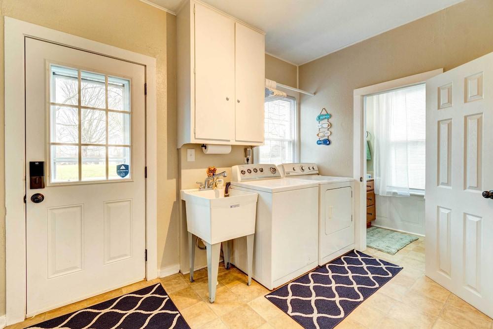 Sodus Point Home - Walkable to Beach!