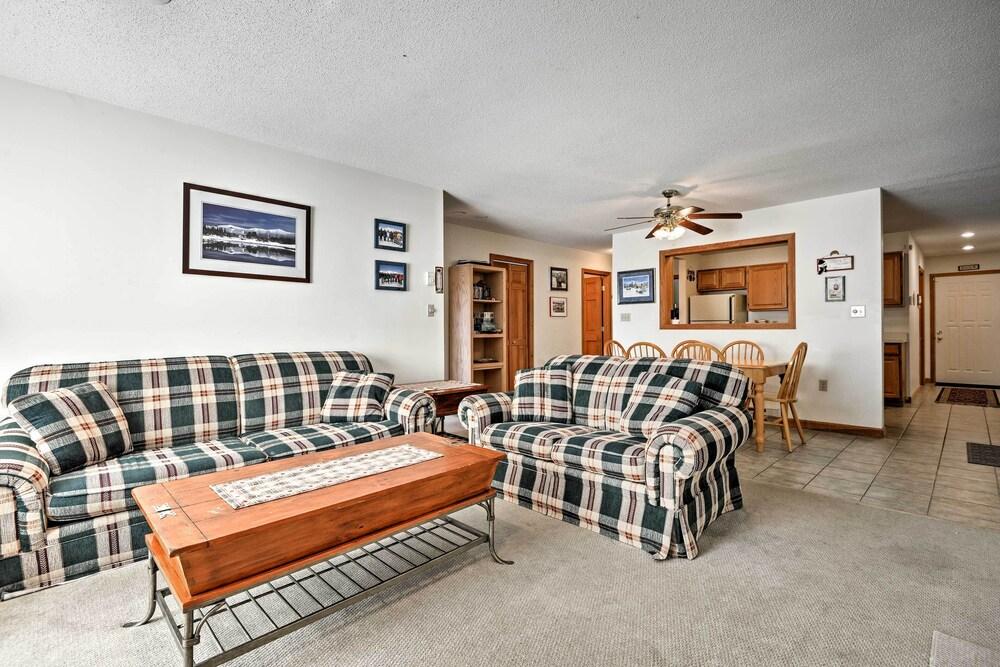 Bartlett Condo w/ Mountain Views Near Ski Resorts!
