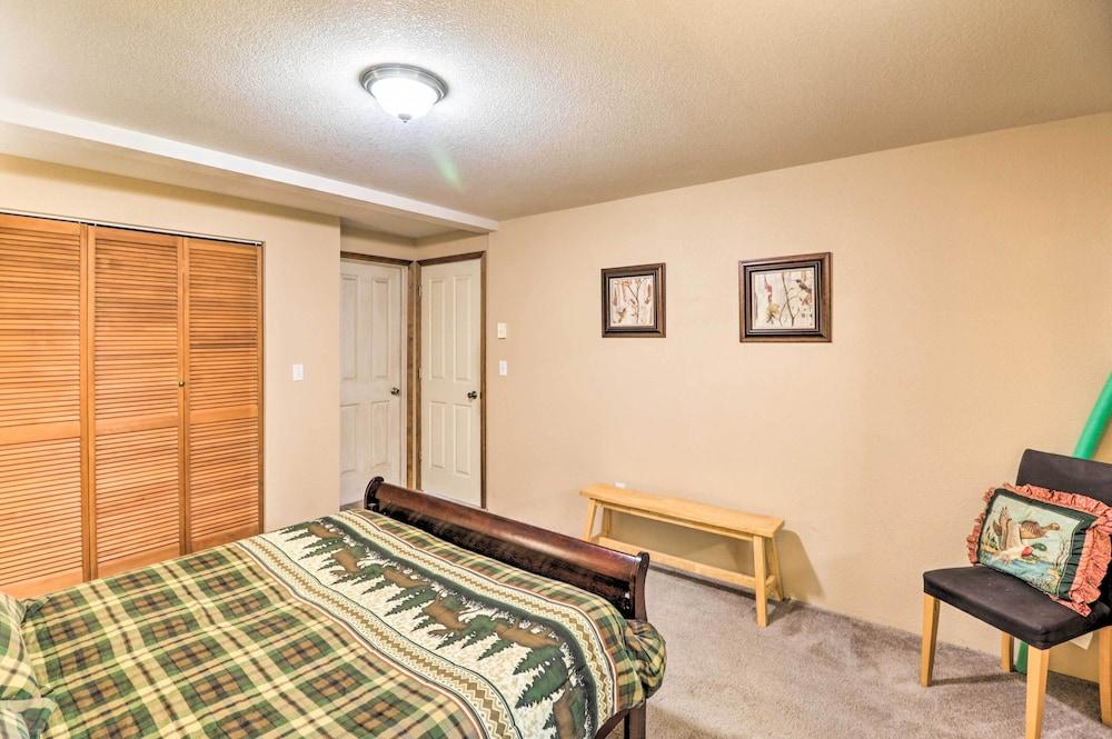 Riverfront Hungry Horse House With Large Deck!