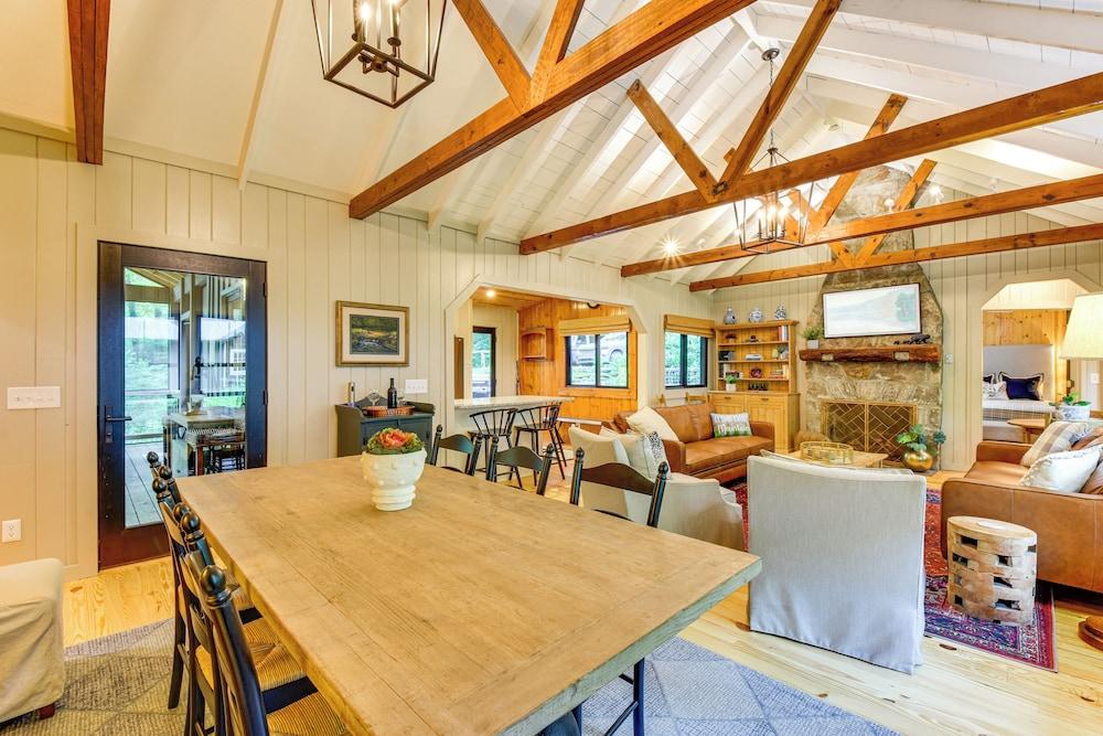 Tranquil Highlands Cottage With Fire Pit & Stream!