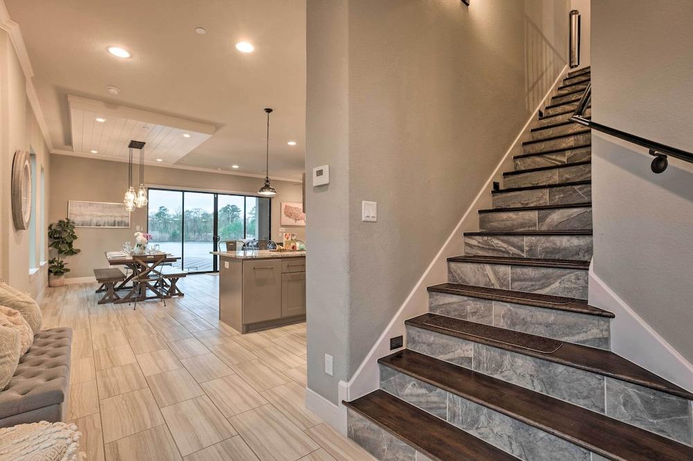 Beautiful Lake Conroe Home w/ Private Dock!