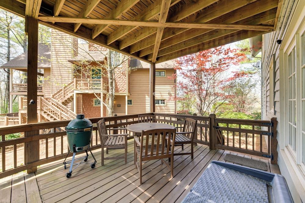 Deck & Golf Course Views: Inviting Cashiers Condo