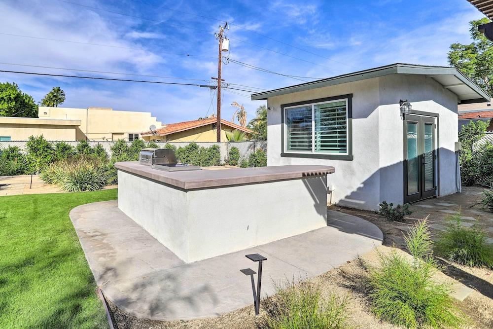 Walk to Downtown Palm Desert: Home w/ Pool Access