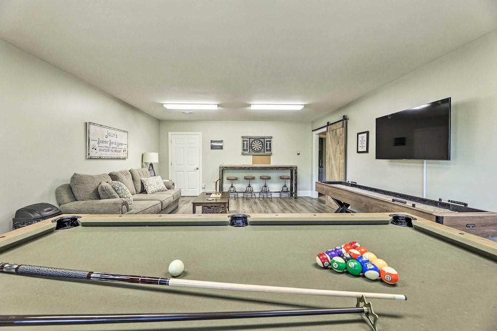 Luxurious Waterfront Home on Pickwick Lake!