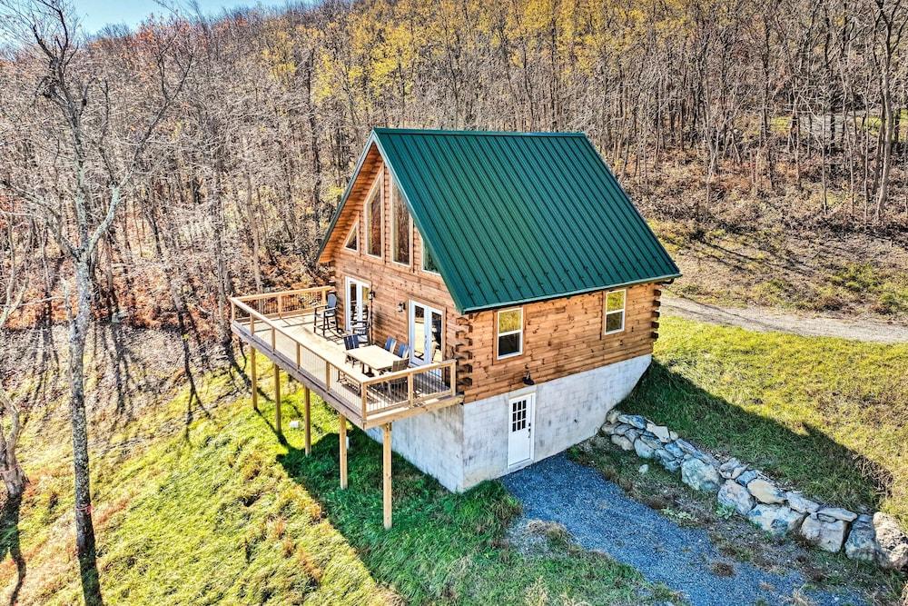 Peaceful Free Union Cabin w/ Deck & Mtn Views