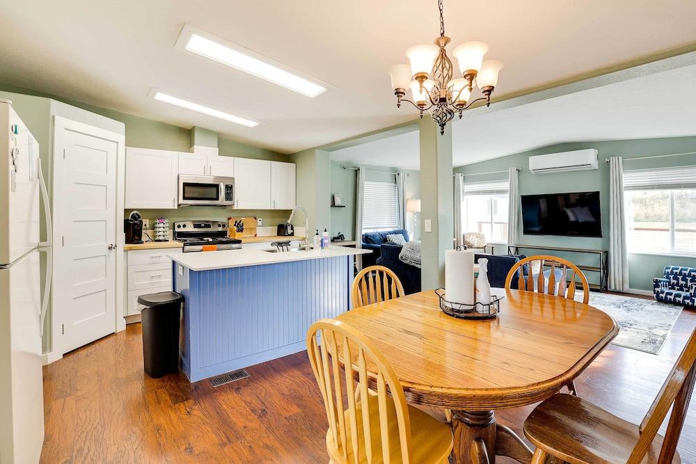 Serene Sequim Retreat w/ Deck: Pets Welcome!