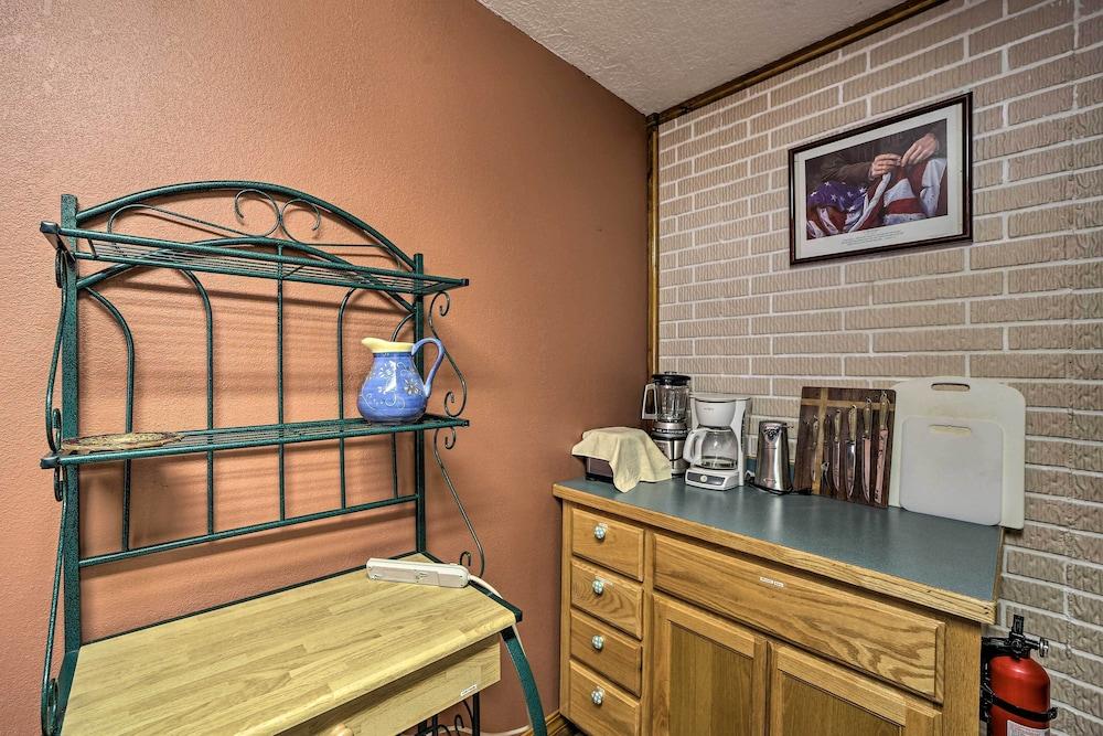 Boat Dock & Fire Pit: 'sunset Cove' Lakefront Gem