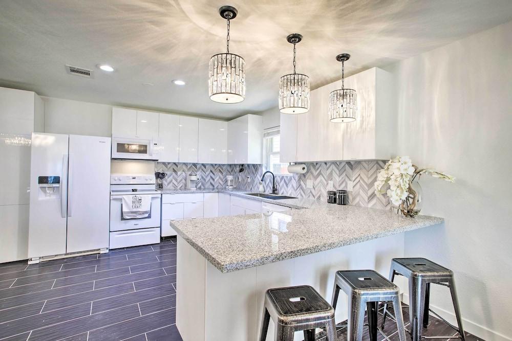 Waterfront Lake Home w/ Deck - New Renovations!