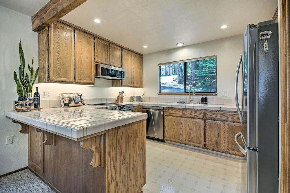 Hike, Fish, & Relax: Family Arnold Cabin