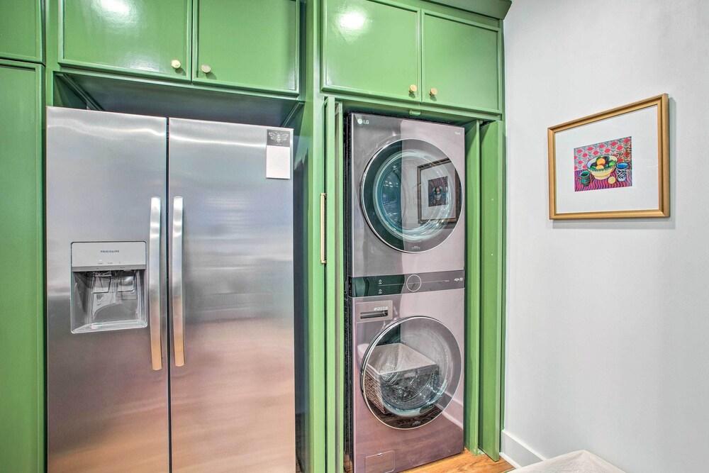 Newly Updated & Charming Azalea District Home