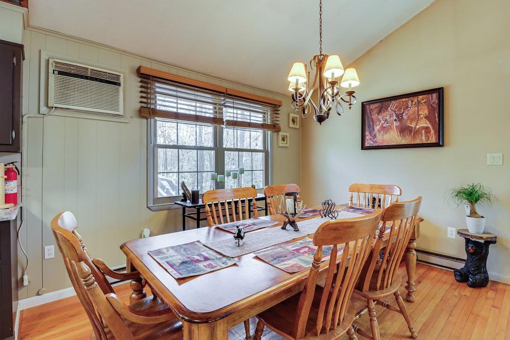 3 Mi to Big Boulder Mtn! Poconos Home w/ Game Room