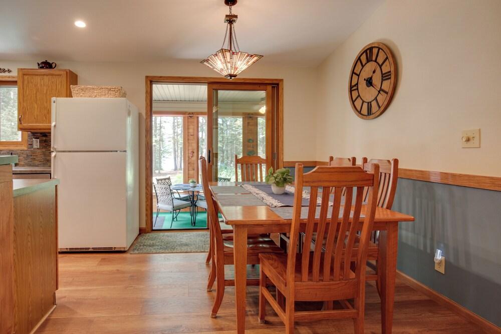 Rhinelander Home - Jennie Webber Lake On-site