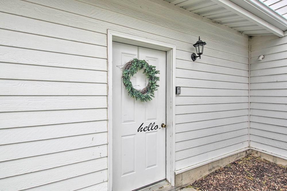 North Logan Studio, Walk to Utah State Campus!