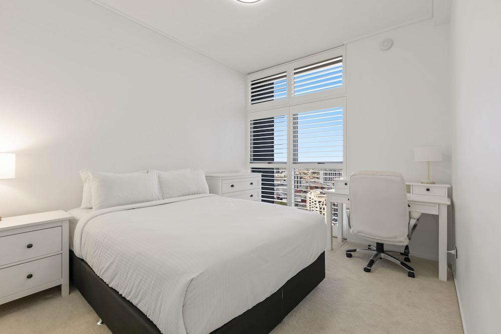 Skyline hosted by AAB