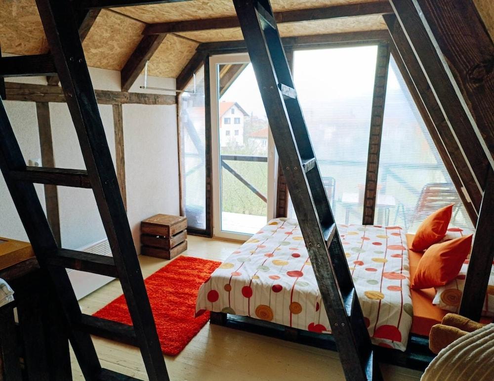 BOSNIAN PYRAMID GLAMPING