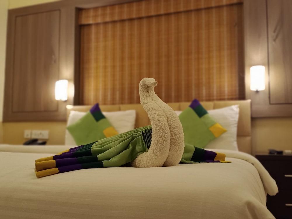 Golden Landmark Green Valley Beach Resort