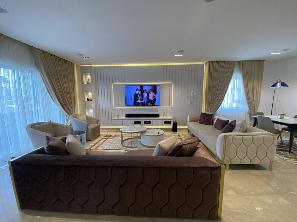 Mastermindsluxuryliving