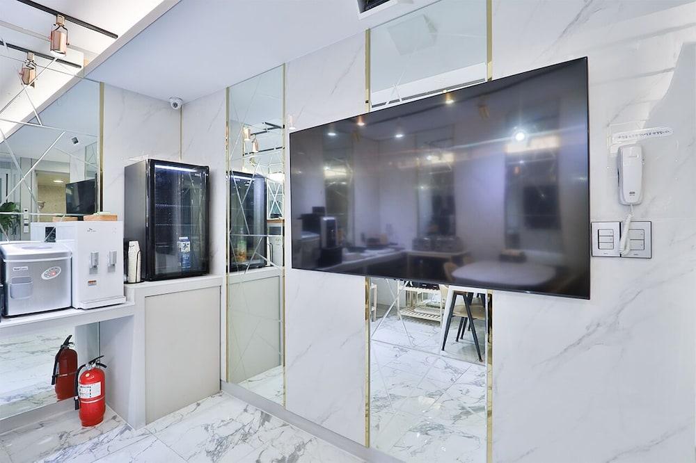 Busan Seomyeon YTT Hotel