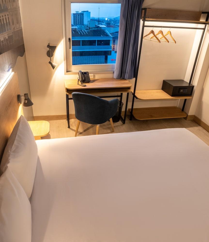 Ibis Styles El Malecon Guayaquil
