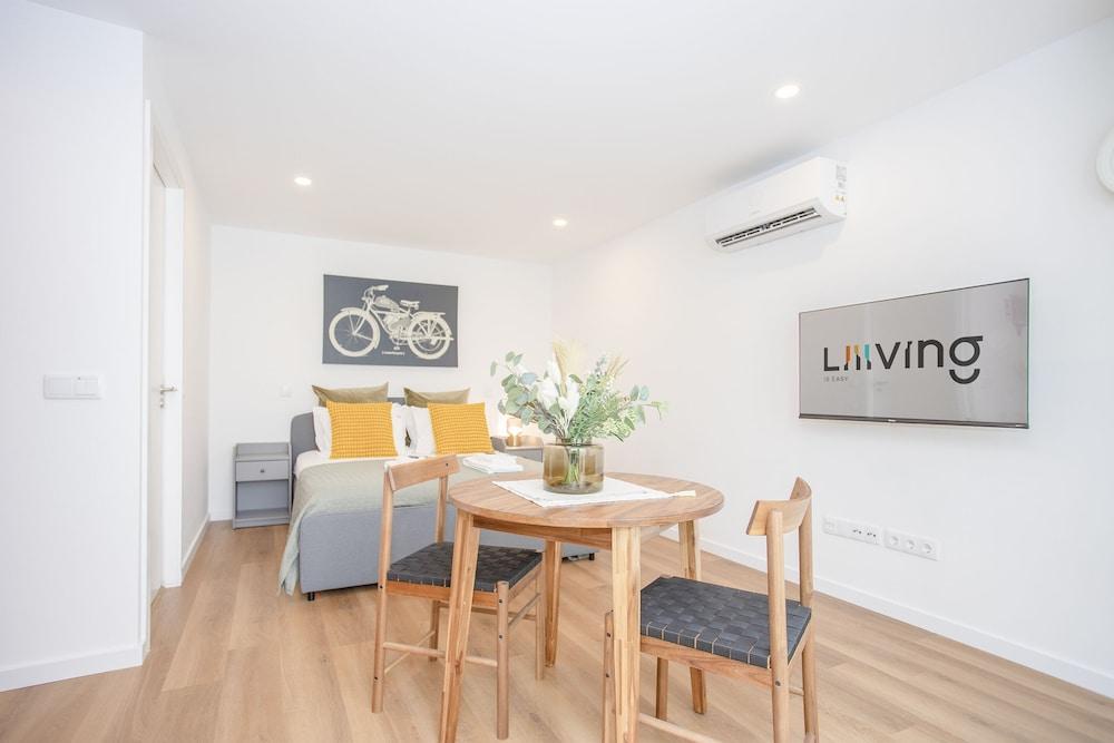 NAX Apartment C by Liiiving