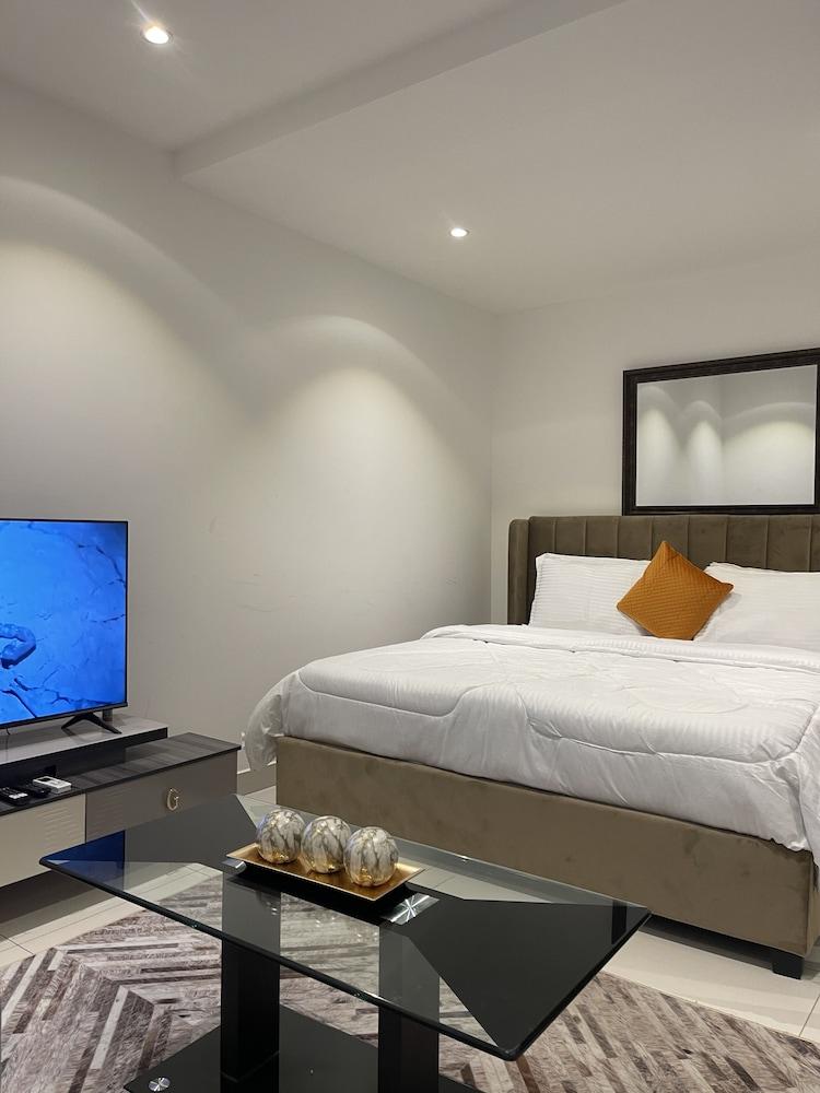 Unique Homes by Lennox