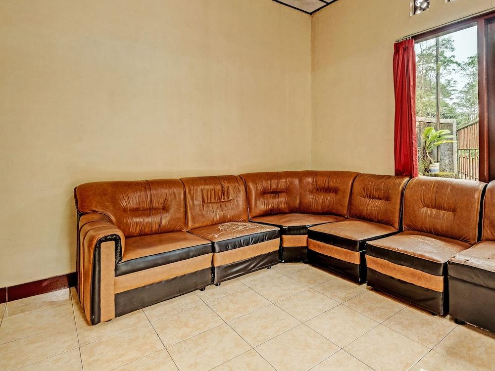 SPOT ON 92283 Hotel Muria 3