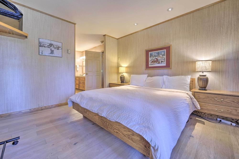 Wraparound Deck & Pool Access: Truckee Cabin