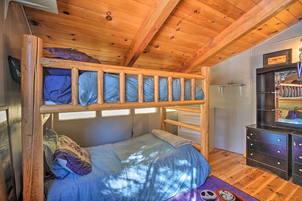 Green Valley Lake Cabin w/ Fire Pit & Grill