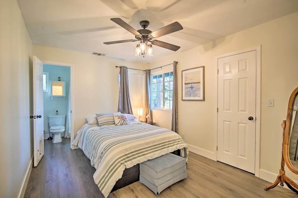 Relaxing Lake Arrowhead Home ~ 1 Mi to Lake!