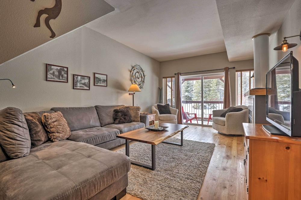 Pet-friendly Fraser Condo w/ Community Hot Tub