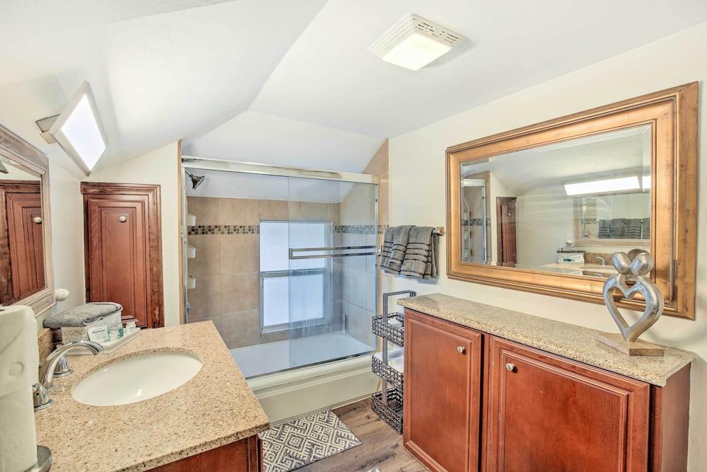 Downtown Long Beach Home: Walk Everywhere!