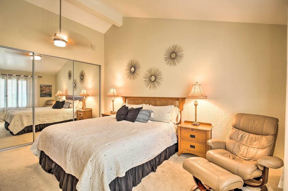 Palm Desert Escape w/ Patio & Shared Pool!