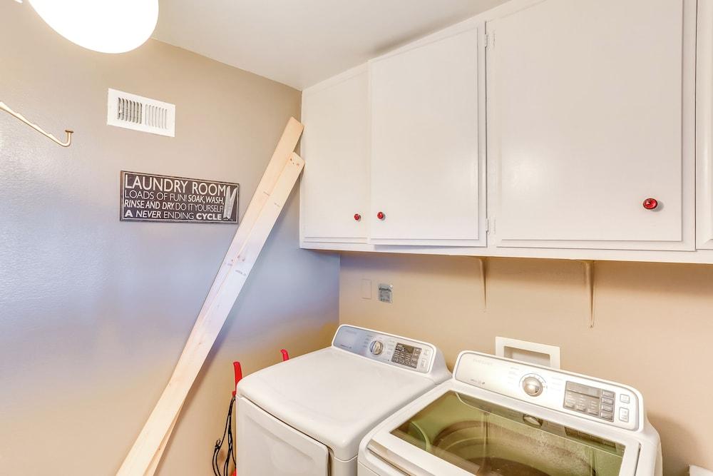 A-frame Home w/ 3 Decks & Lake Arrowhead Views!