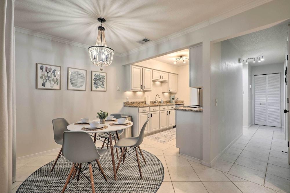 Sunny St Augustine Condo w/ Wifi - Walk to Beach!