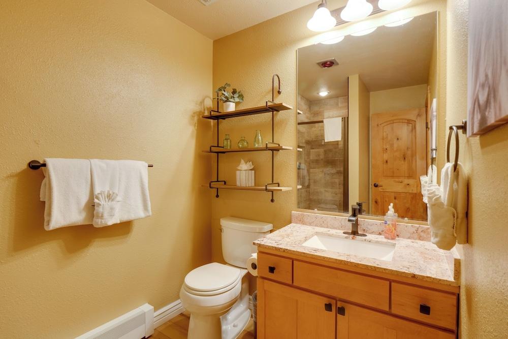 Copper Mountain Resort Condo on Golf Course!