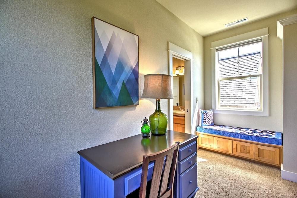 Redmond House w/ Community Amenities Access