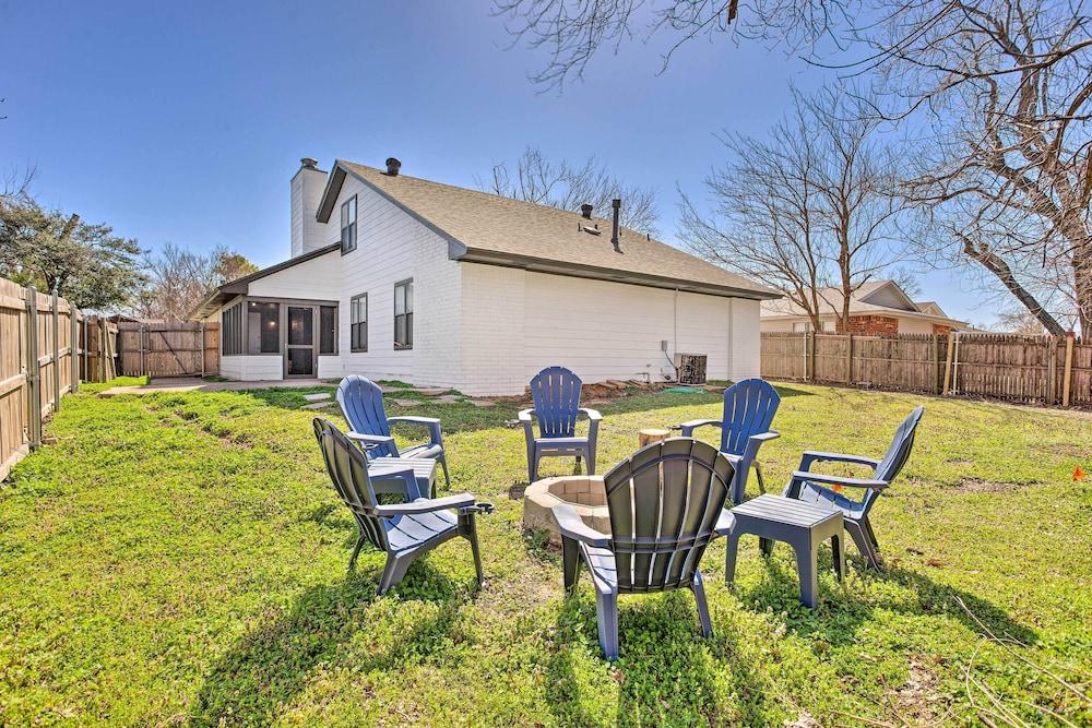 Updated Norman Getaway w/ Porch + Fire Pit!