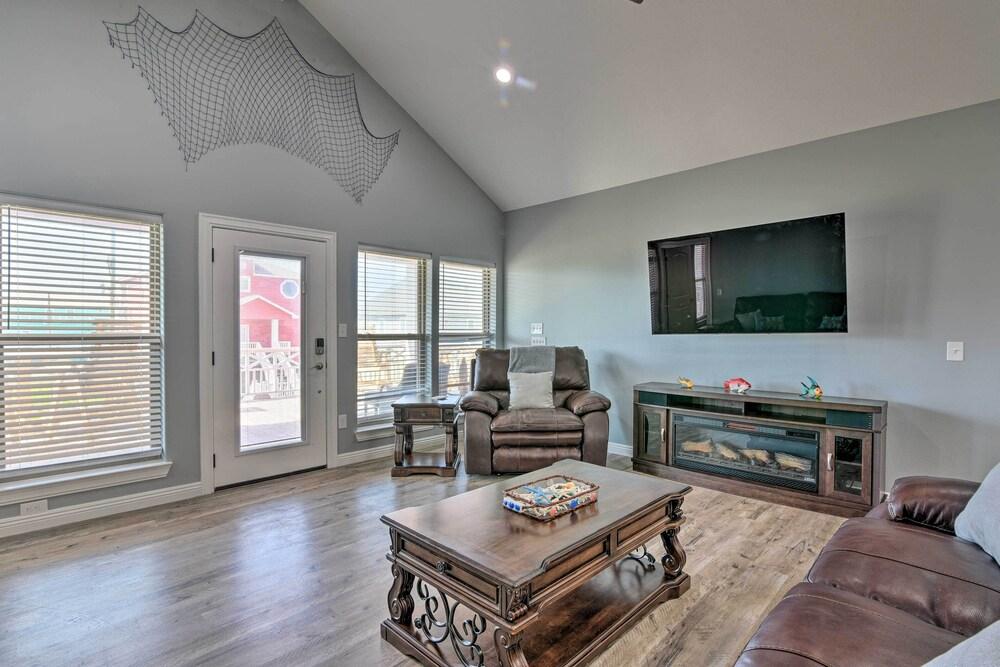 Ocean View + Wraparound Deck: Crystal Beach Home!