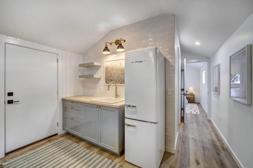 Scenic Tulsa Getaway w/ Deck + Fire Pit