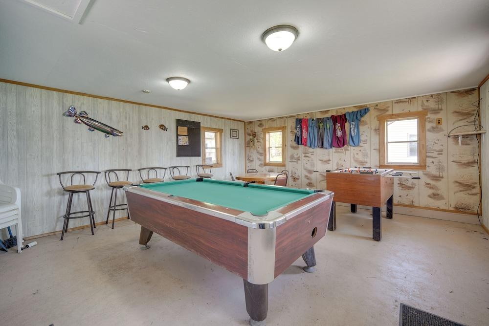 Rustic Cabin w/ Fire Pit, Steps to Sand Lake!