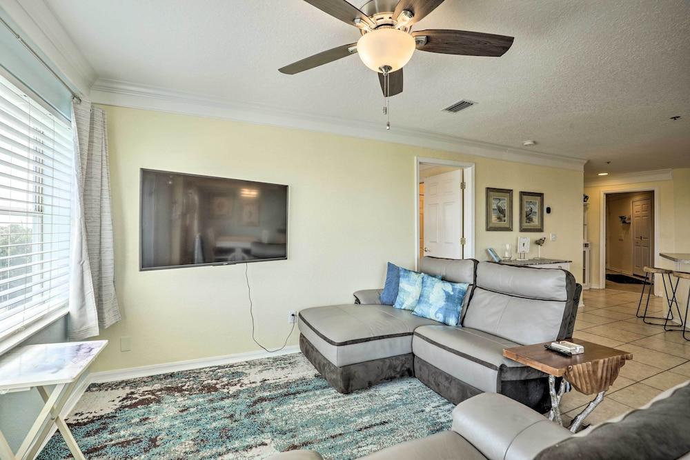 St Augustine Condo w/ Pool Access, Walk to Beach!